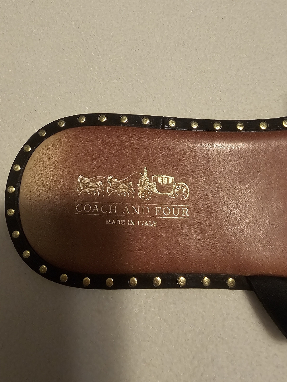 COACH AND FOUR Black Slide Womens Sandals with Gold Accents. SIZE 8.5 - Picture 2 of 14